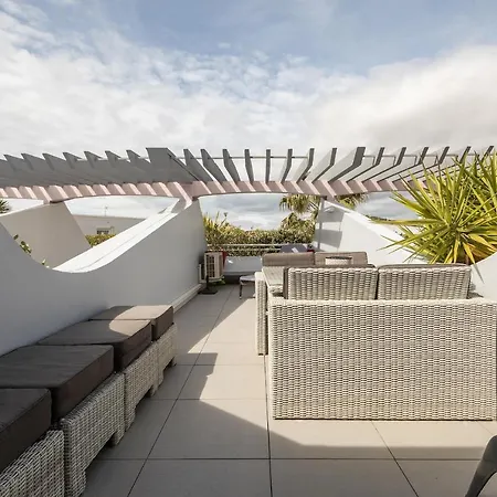 Village Naturiste Port Ambonne * آجد