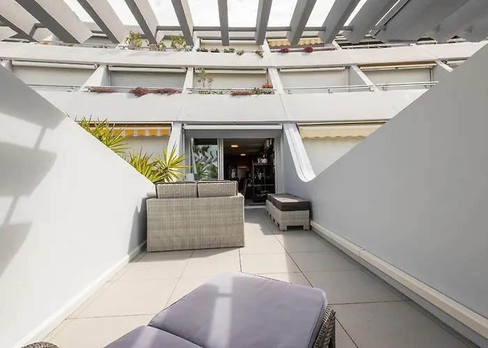 Village Naturiste Port Ambonne * אגדה