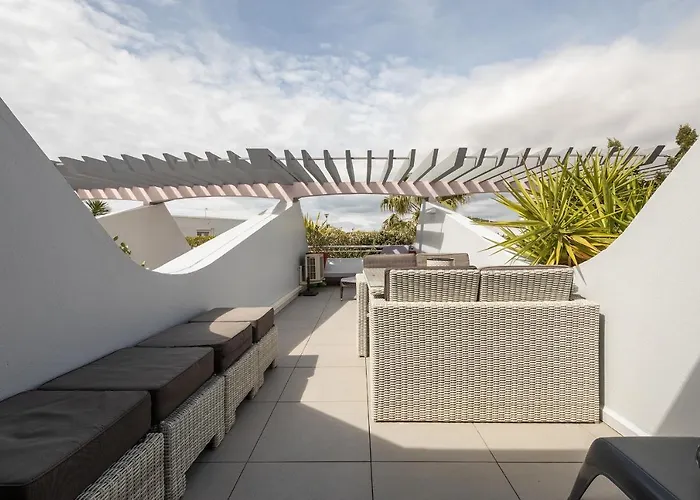 Village Naturiste Port Ambonne * אגדה